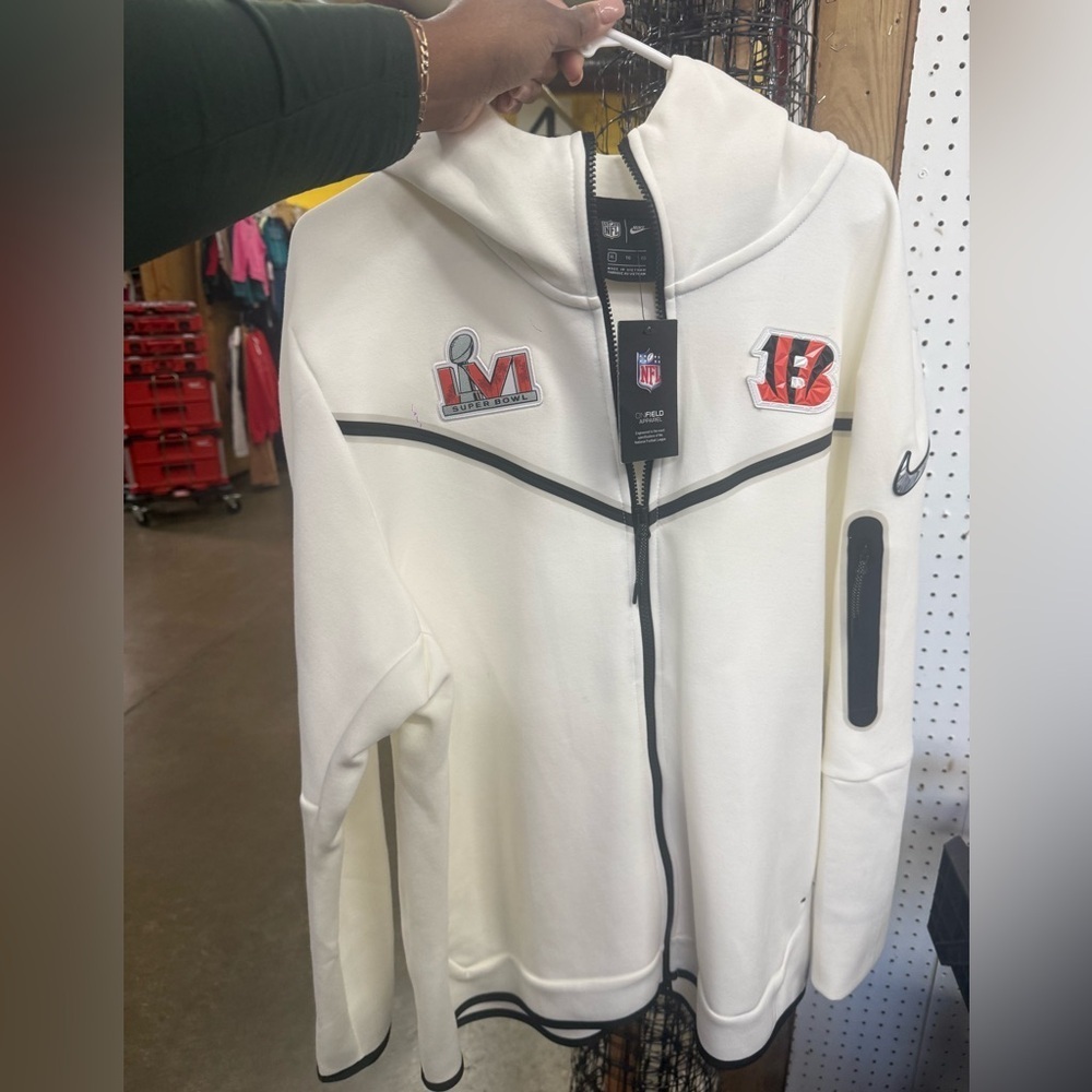 Men's Cincinnati Bengals Nike White Super Bowl LVI White Diamond tech zip up - Picture 6 of 6